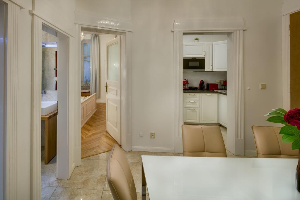 Dusni - Old Town Apartment Прага Екстер'єр фото